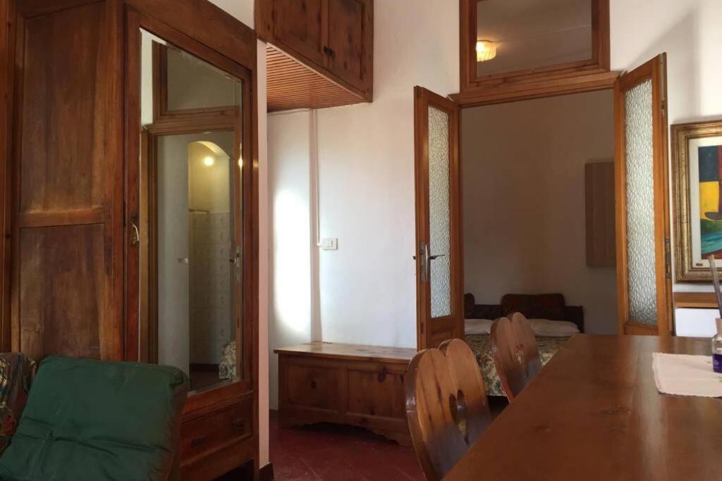 Nel Set Di Piccolo Mondo Antico Villa Viola Valsolda Exterior foto