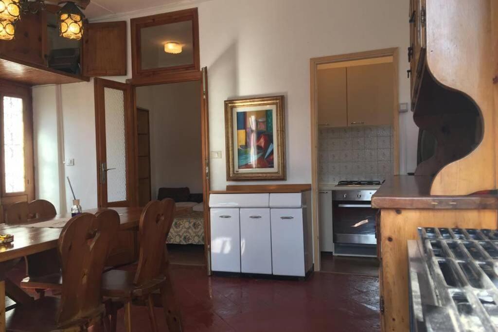 Nel Set Di Piccolo Mondo Antico Villa Viola Valsolda Exterior foto