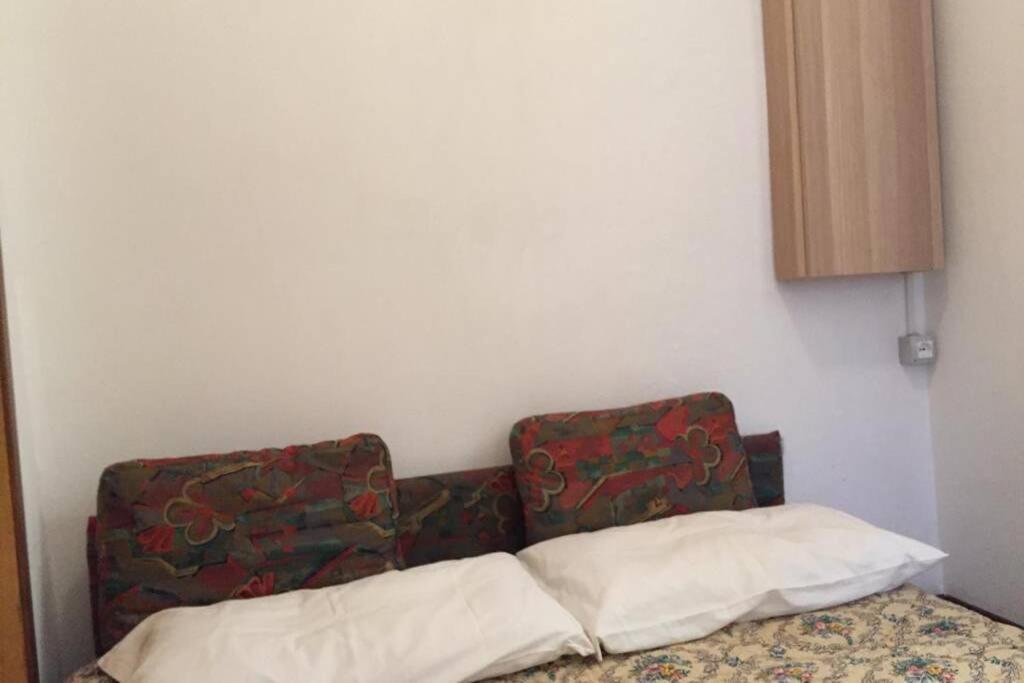 Nel Set Di Piccolo Mondo Antico Villa Viola Valsolda Exterior foto